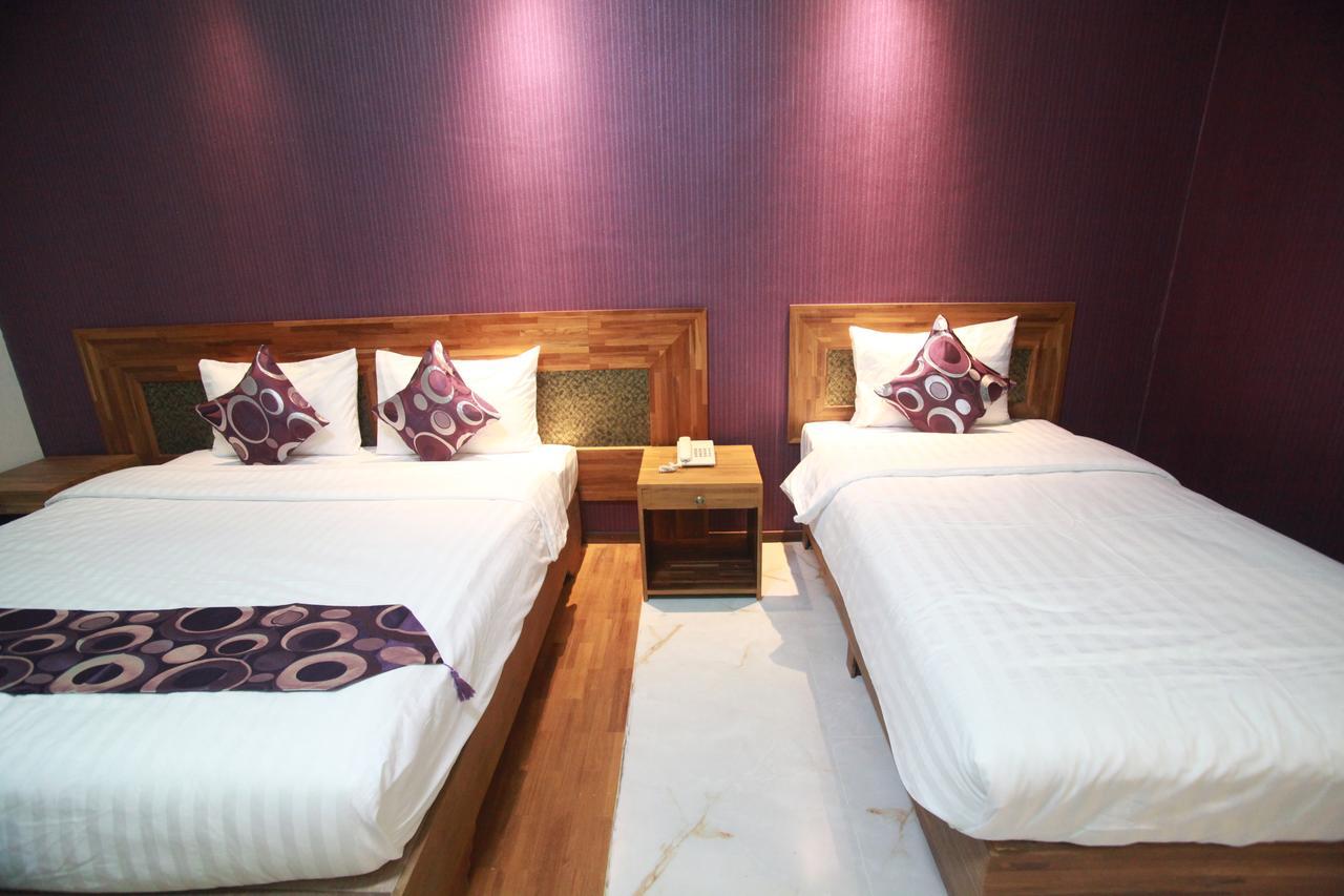 Hotel 9 Mile Yangon Exterior photo