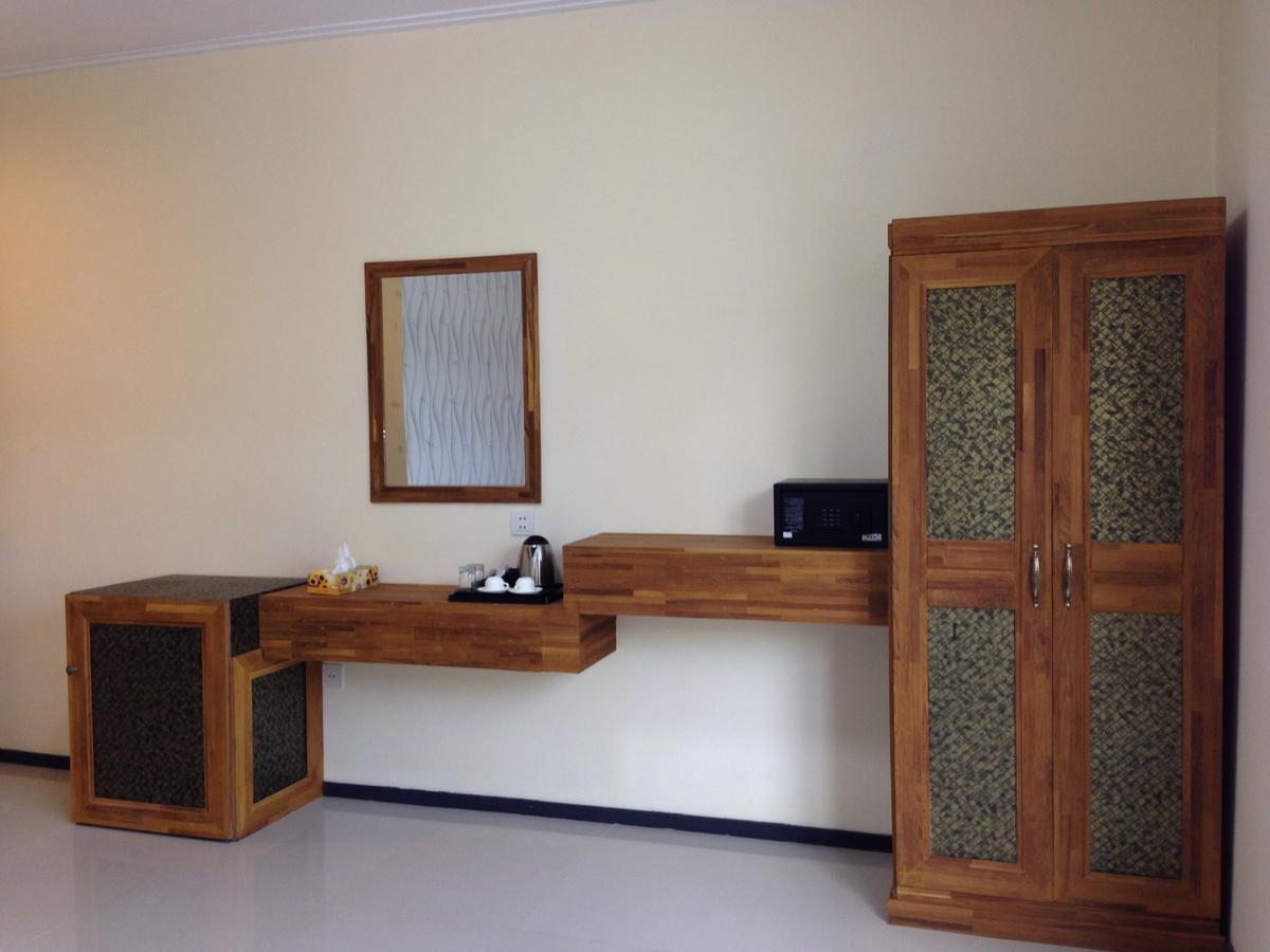 Hotel 9 Mile Yangon Exterior photo