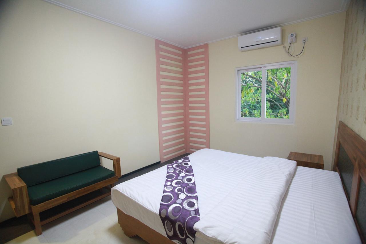 Hotel 9 Mile Yangon Exterior photo
